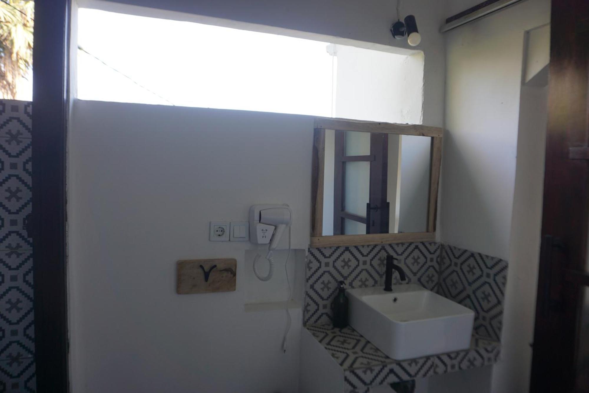 Black Sand Hostel Amed 外观 照片